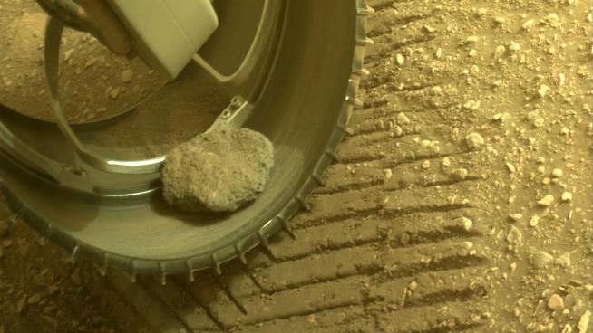 After 439 Days, Rock Dislodges Itself From Mars Rover