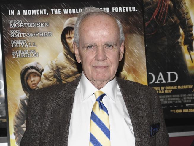 Cormac McCarthy Dead at 89