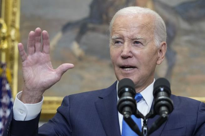 Autoworkers Should Receive 'Record Contracts': Biden