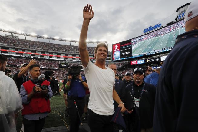 As a Fan, Tom Brady Sees NFL Mediocrity