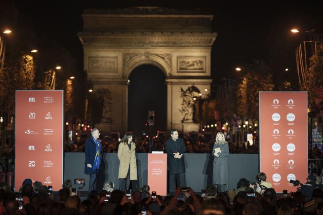 Paris Mayor Denounces X Under Musk, Signs Off