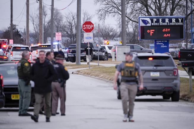 Police in Iowa Respond to Shooting at High School