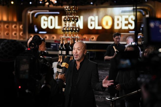 Golden Globes Emphasizes Stars
