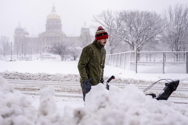 Iowa Under Blizzard Warning Days Before Caucuses