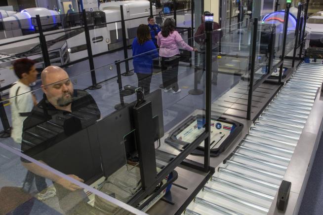 TSA Unveils Self-Screening Security Lanes