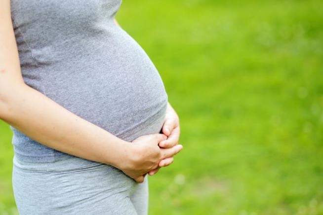 Teen Pregnancy Linked to Greater Risk of Early Death