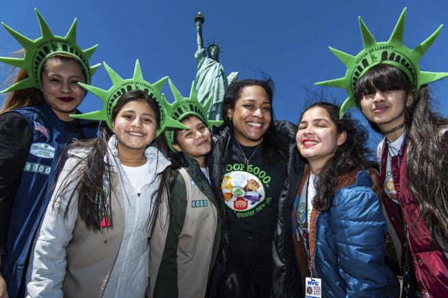 NYC's Biggest Girl Scout Troop Faces Backlash Over Migrants