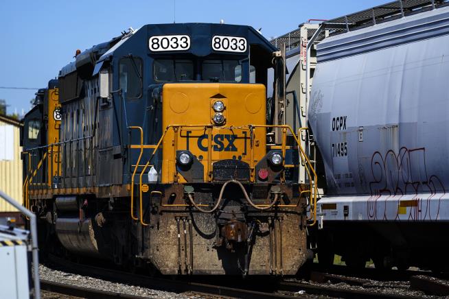 New Federal Rule Requires 2-Person Railroad Crews