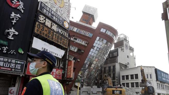 That This Building Didn't Fall Is a Testament to Taiwan