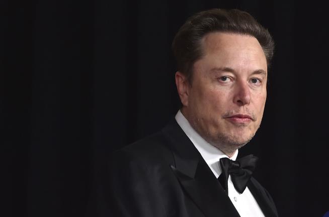 Musk's Cybertruck Gamble Could Be Tesla's Undoing