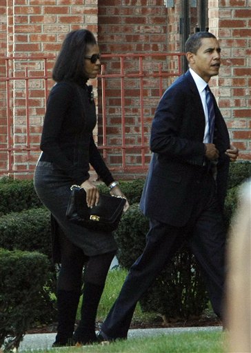 Obama Camp: $30K Ring for Michelle Is Bogus