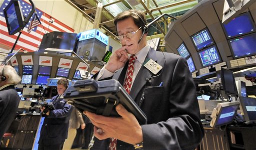 Stocks Flat on Minimal Trading