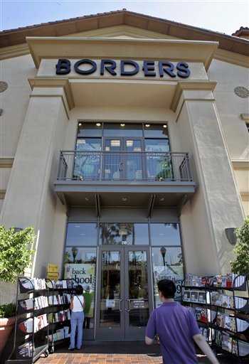 Borders Cans Top Brass After Dismal Holiday Season