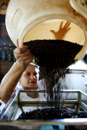 Coffee May Stall Memory Loss in Women