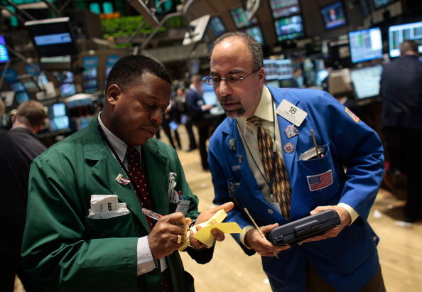 Dow Rebounds, Rises 142