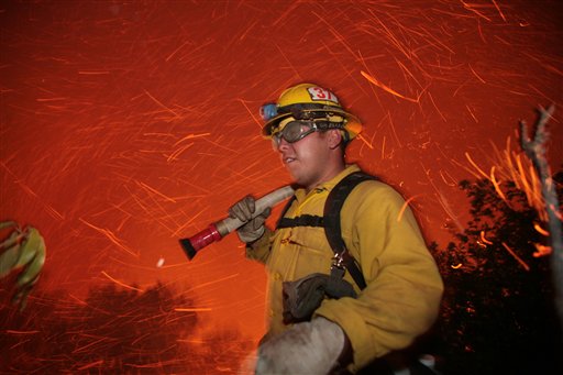 Outlook Grim for Calif. Fire as Winds Continue