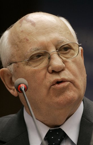 The US Needs Its Own Perestroika: Gorbachev