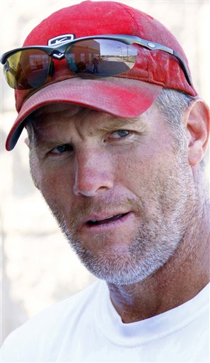 Favre: I'm Staying Retired