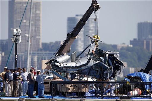 Air Traffic Controllers Suspended Over Hudson Crash