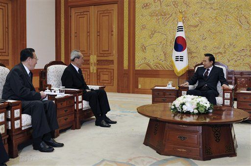 N. Korea Envoy Meets With South's Prez