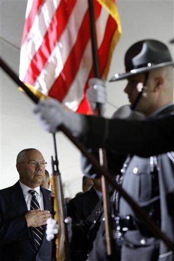 Powell Praises 'Gallant Heroes' of United Flight 93