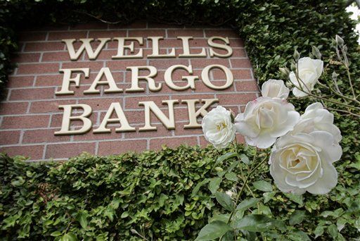 Wells Fargo Exec Squats in Foreclosed Beach House