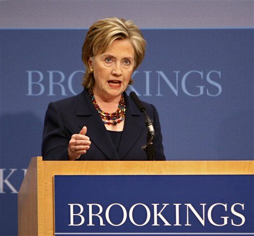 Clinton: Obama Not 'Dissing' McChrystal on Troops