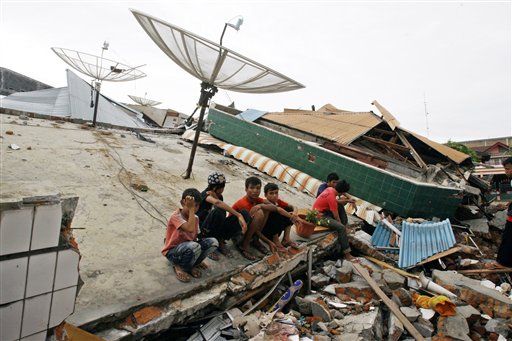 Indonesia Quake Toll Passes 1,000