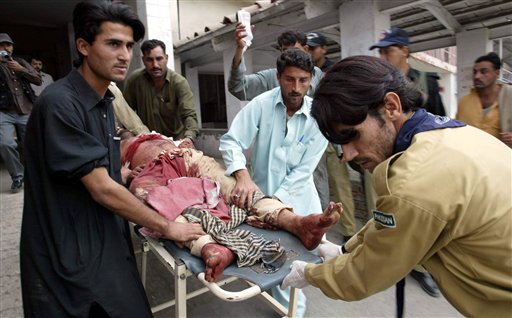 Bomb Kills 12 in Pakistan Market