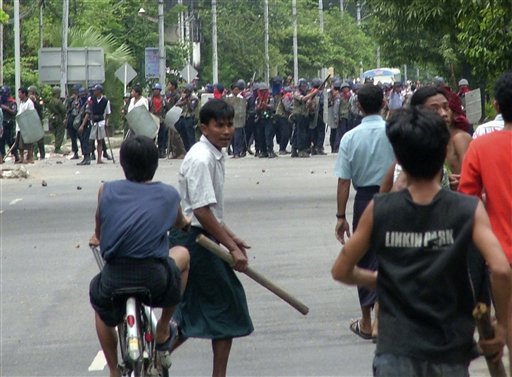 9 Killed in Burmese Crackdown
