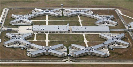 Gitmo Inmate Policy Chief Bails