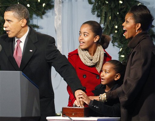 Obamas Light National Christmas Tree