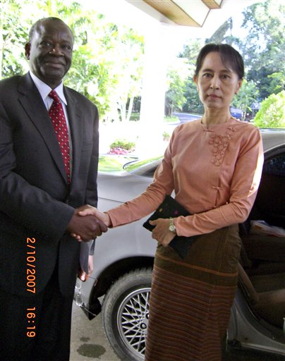 Envoy Leaves Burma After Talks