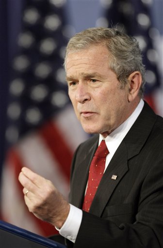 Dems, GOP Pounce on Bush Over Water Veto
