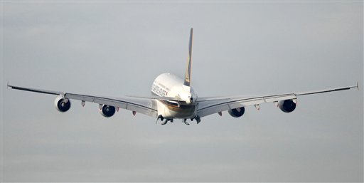Emirates Air Inks $35B Order With Airbus