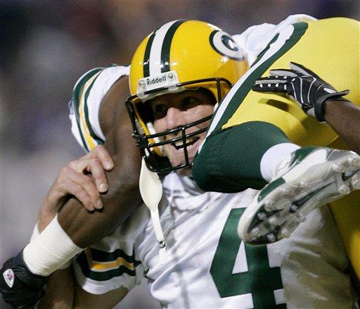 Favre Nails Sportsman of Year