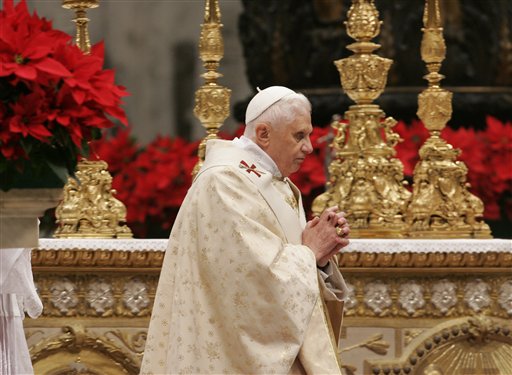 Pope Ushers in Christmas