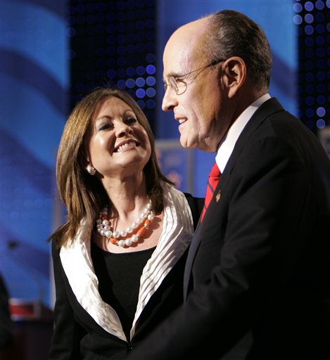 Giuliani Aides Working Without Pay