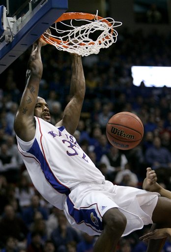 No. 2 Kansas Routs ISU to Stay Undefeated