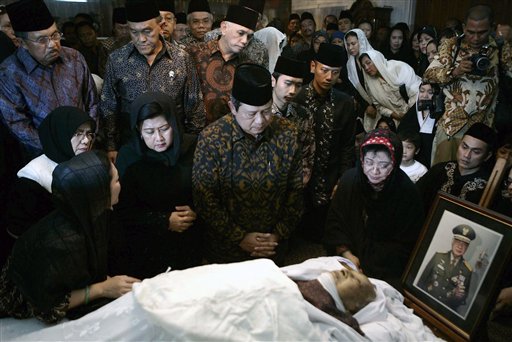 Indonesia's Suharto Dies at Age 86