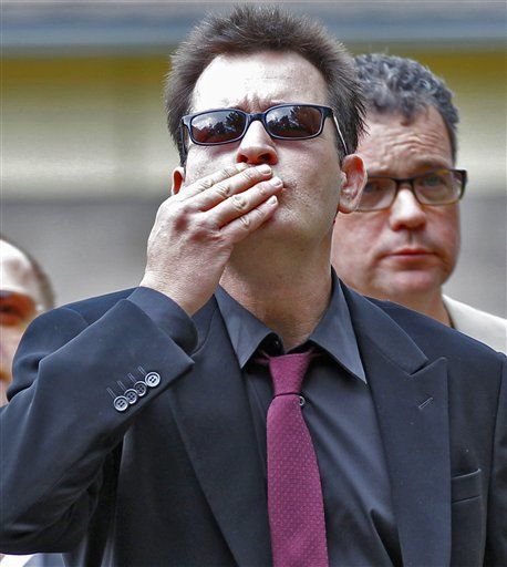Female Cop 'Outraged' by Sheen's Sentence