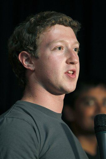 Zuckerberg Fights to Keep Private Life Out of Lawsuit