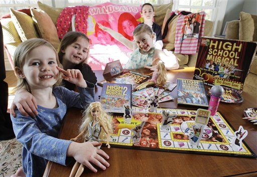 Today's Birthday Parties Make Kids Spoiled, Selfish