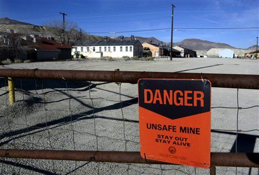 Rescuers Abandon Man Trapped Alive in Nevada Mine