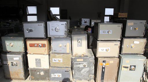 Money-Packed Safes Wash Up in Japan
