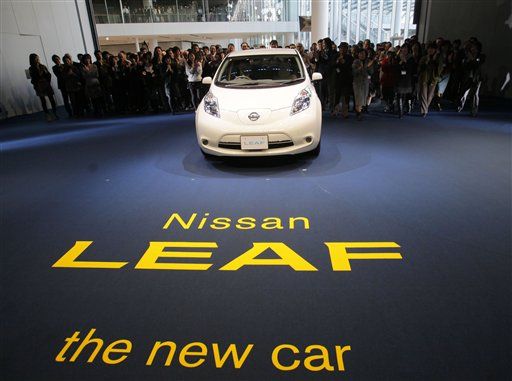 Nissan Scrambles to Fix Leaf's Starting Issue