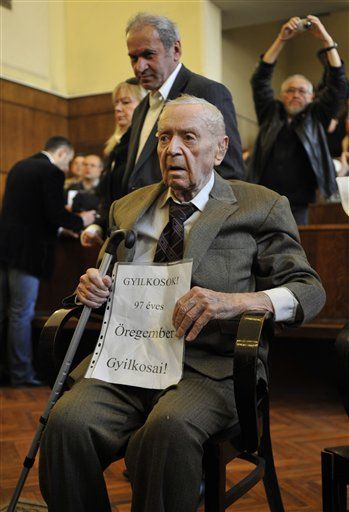 Sandor Kepiro, 87, Goes on Trial in Hungary for Alleged Nazi Killing During World War II