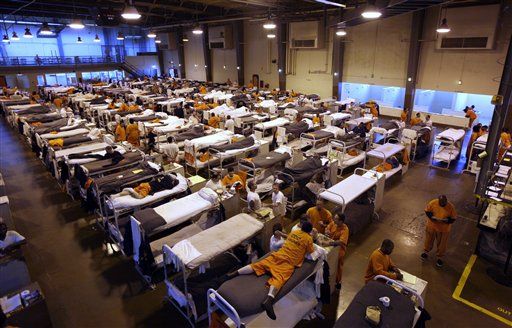 Hundreds of Violent Calif. Inmates Freed by Mistake