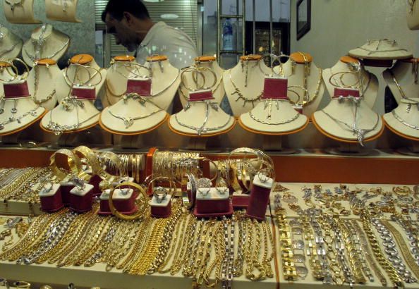 Iran Bans Necklaces on Men