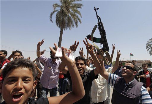 Libyan Rebels Grab Huge Arms Cache